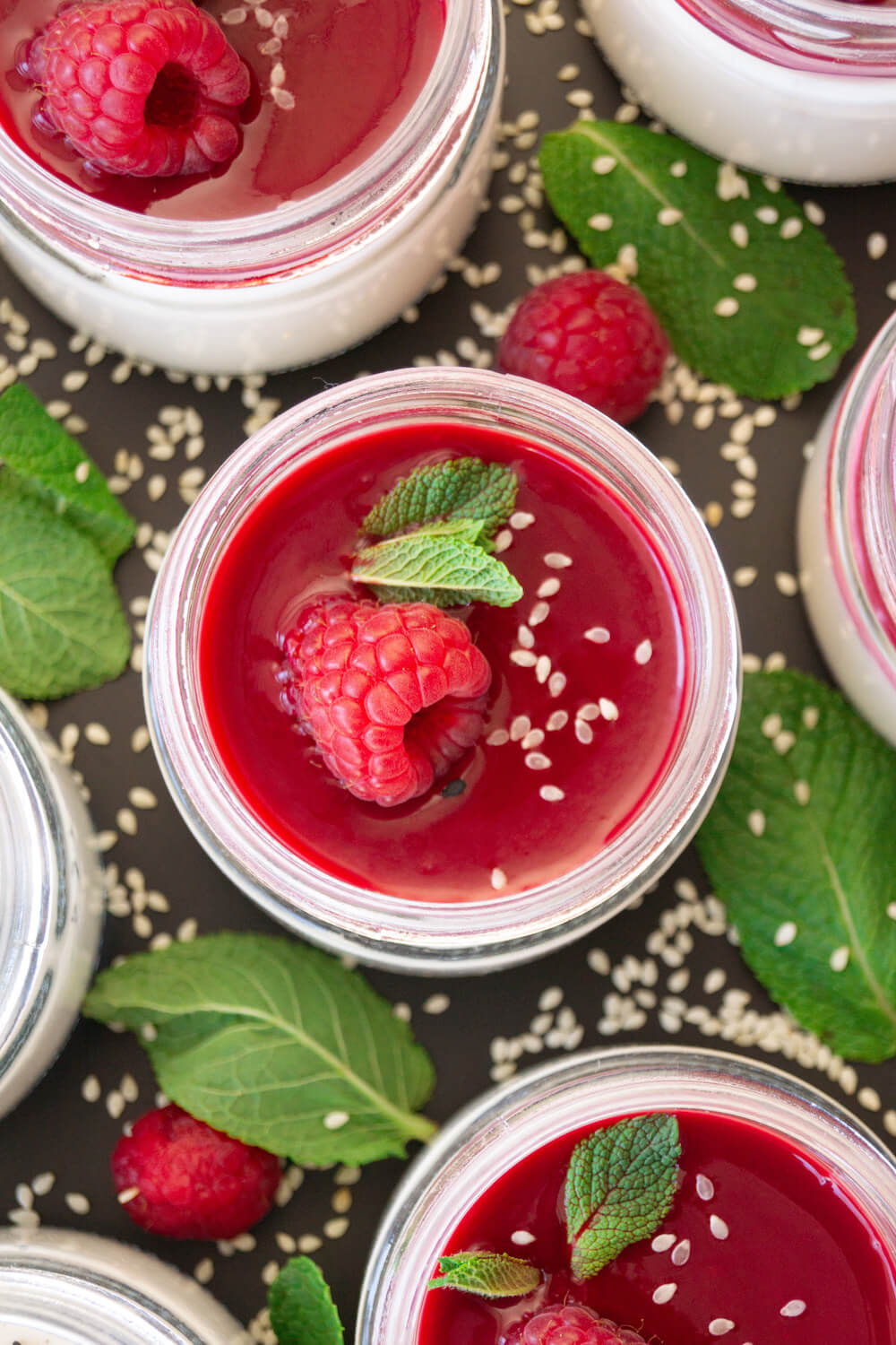 12 Panna Cottas